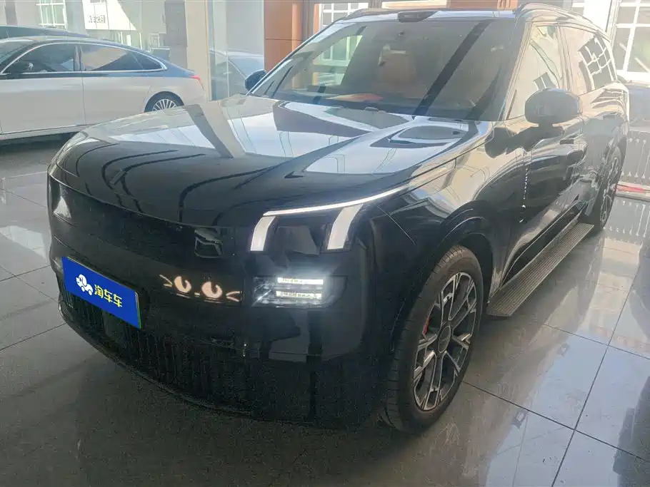 Lynk & Co 900 2025 1.5T Ultra 6-Seater