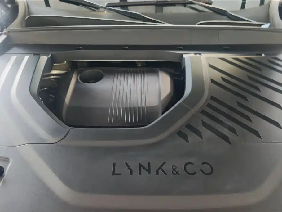 Lynk & Co 900 2025 1.5T Ultra 6-Seater