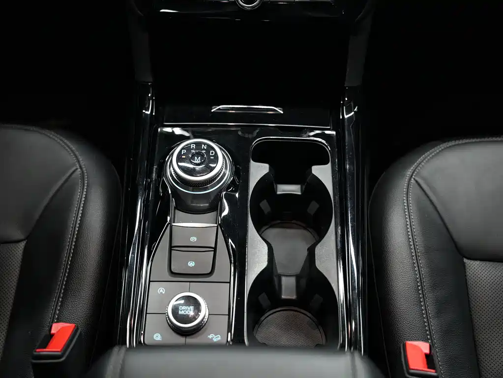 Ford Explorer 2020 EcoBoost 285 AWD Fashion Edition 6-Seater