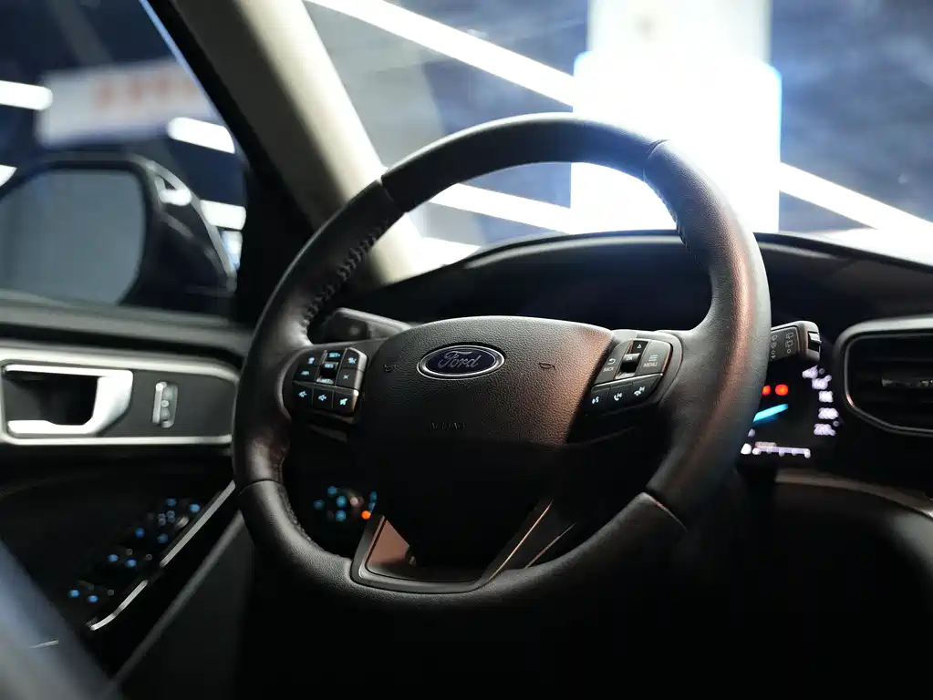 Ford Explorer 2020 EcoBoost 285 AWD Fashion Edition 6-Seater