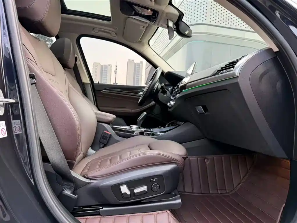 BMW X3 2021 xDrive30i Leading Edition M Sport Package - фото 3
