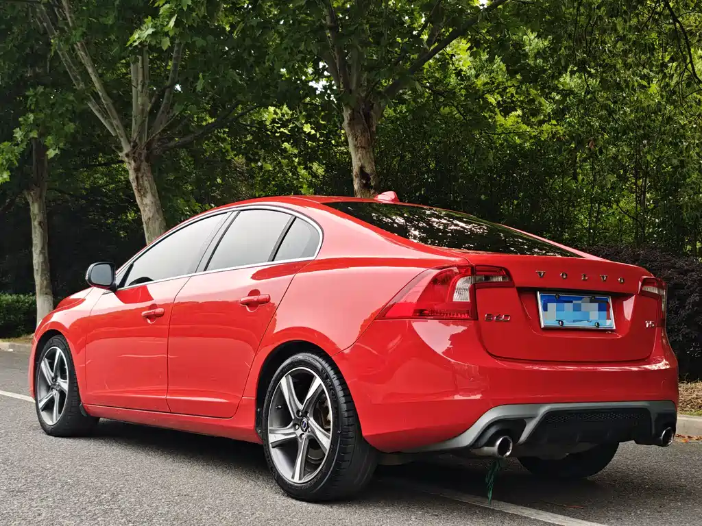 Volvo S60 2014 T5 R-Design