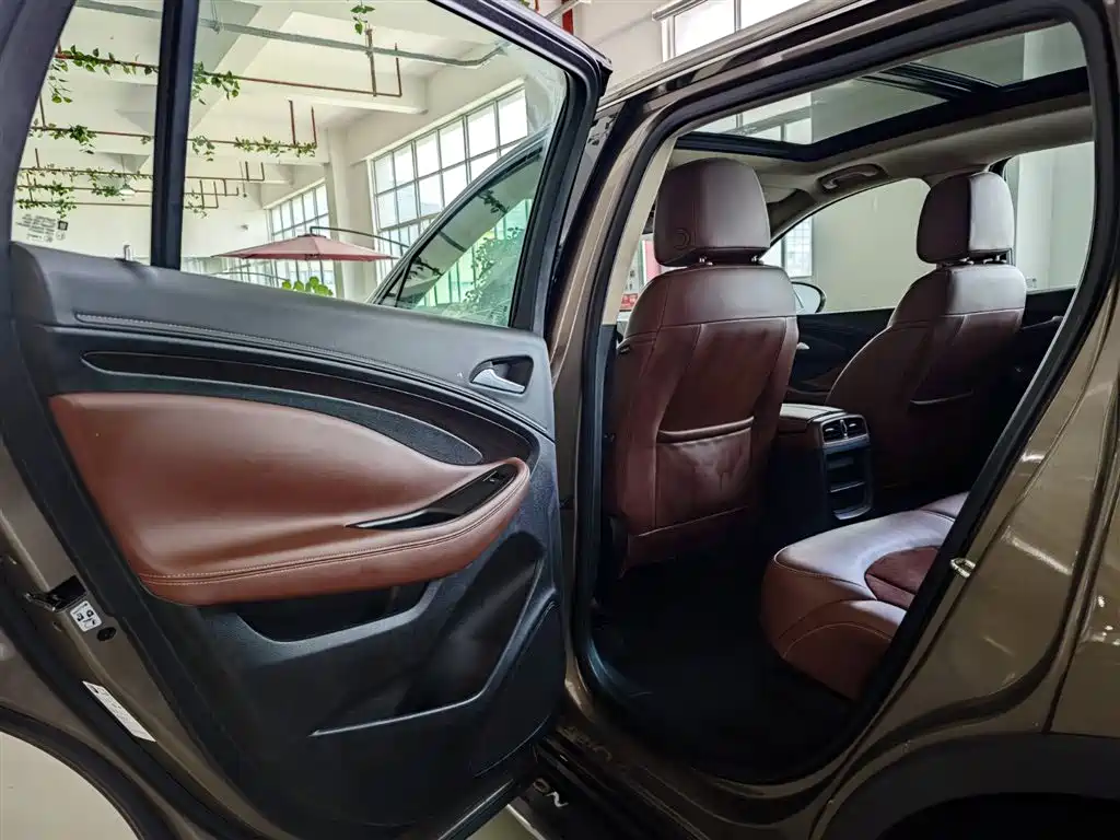 Buick Envision Plus 2017 20T FWD Luxury