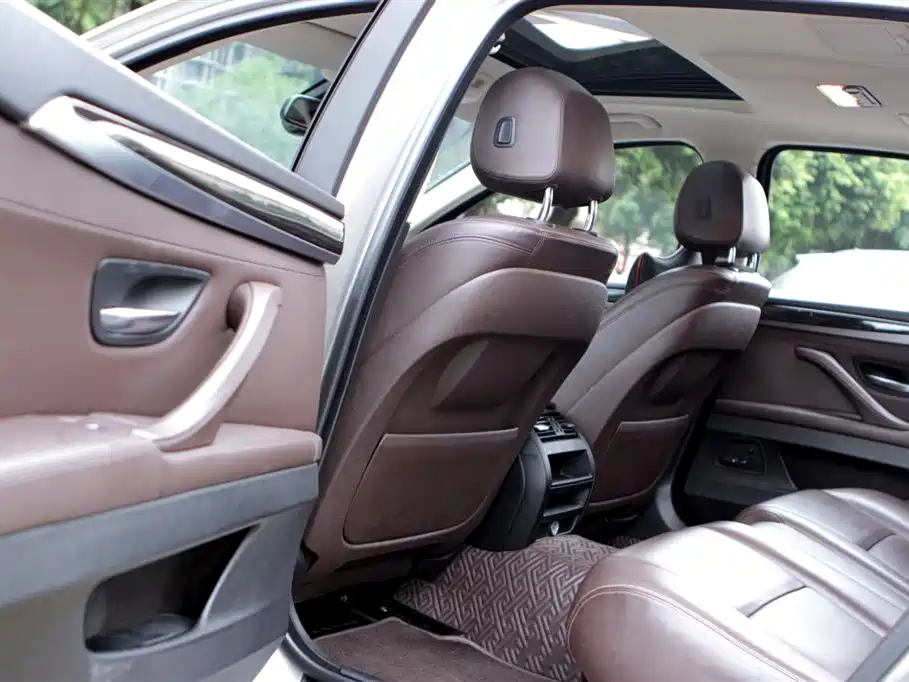 BMW 5 Series 2014 525Li Luxury Design Package - фото 12