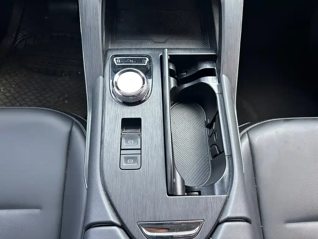 Haval H6 PHEV 2023 DHT-PHEV 110KM Yuexing Edition