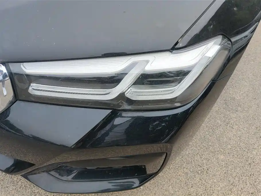 2023 BMW 5 Series 530Li Leading Edition M Sport Package