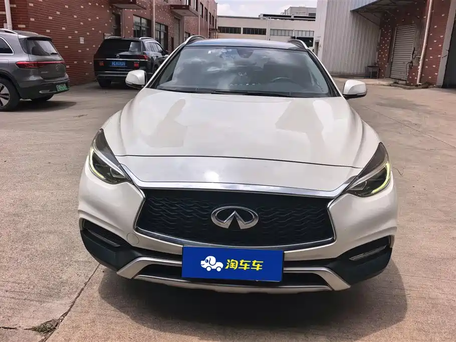 Infiniti QX30 2017 1.6T 2WD Sport Edition