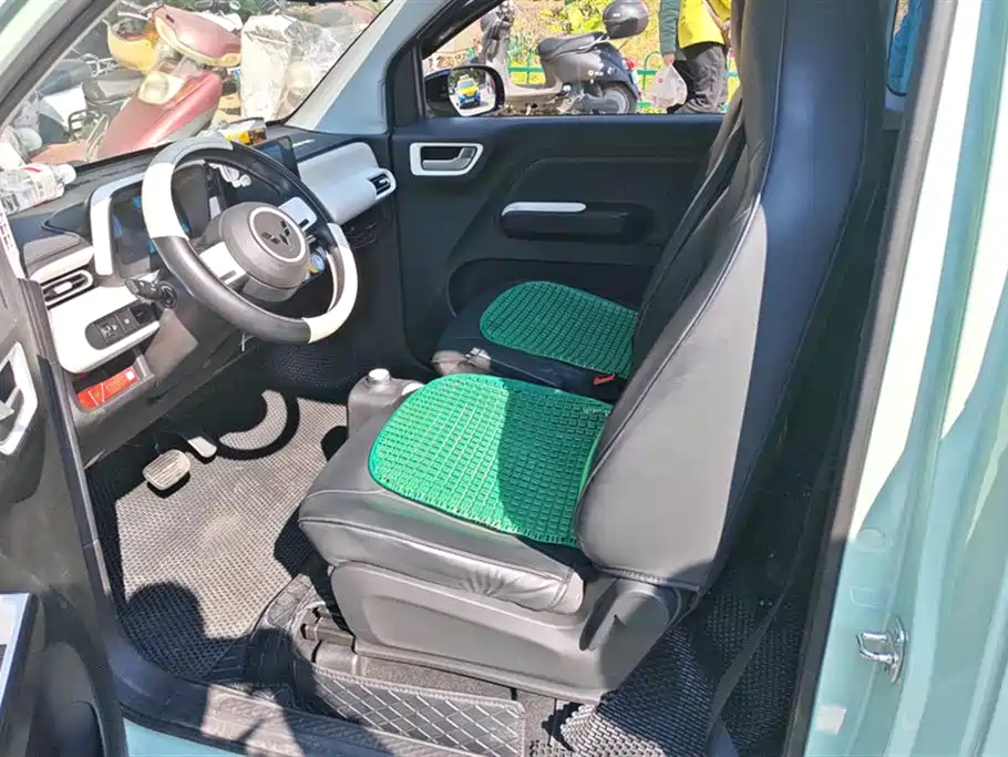 Wuling Hongguang MINI EV 2024 3rd Generation 215km Advanced Edition