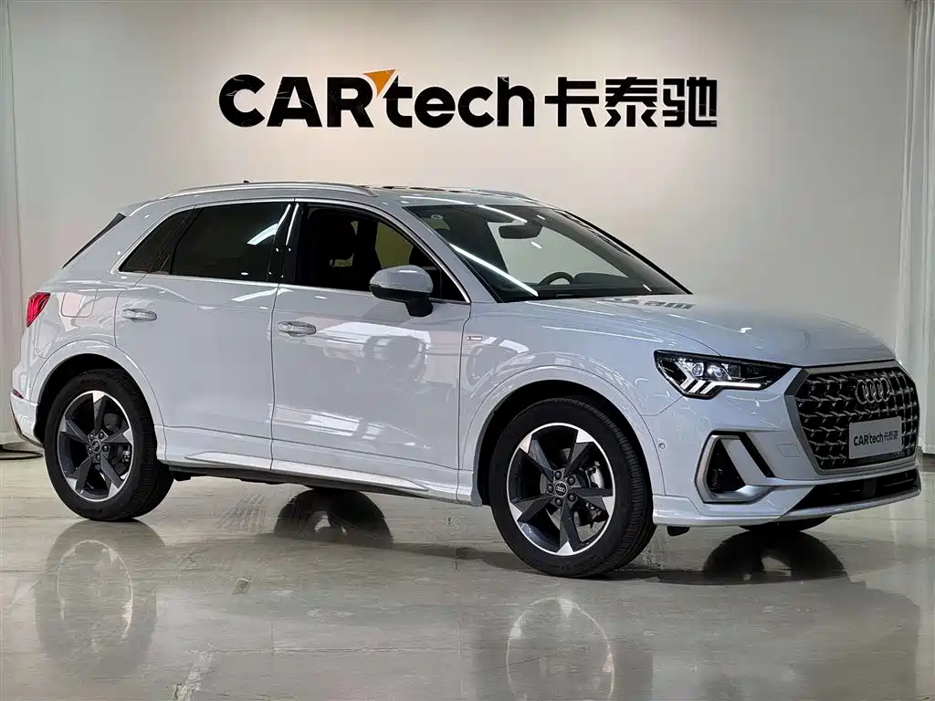 Audi Q3 2024 35 TFSI Fashion Dynamic