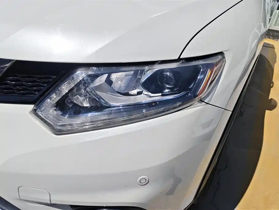 Nissan X-Trail 2014 2.5L CVT Supreme Edition 4WD