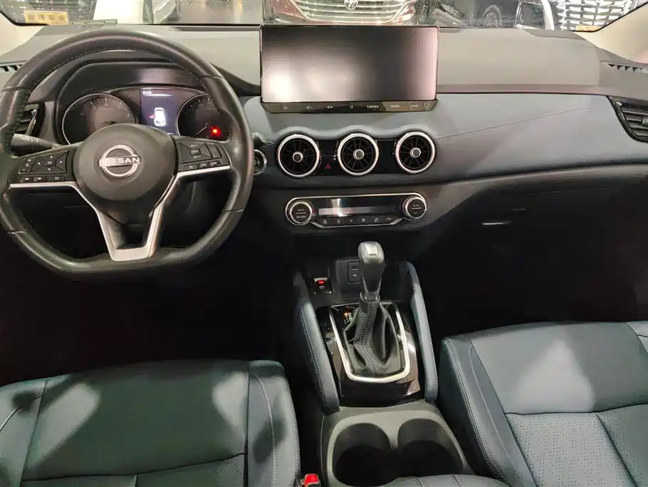 Nissan Qashqai 2025 Honor 2.0L CVT XV+ Leading Edition