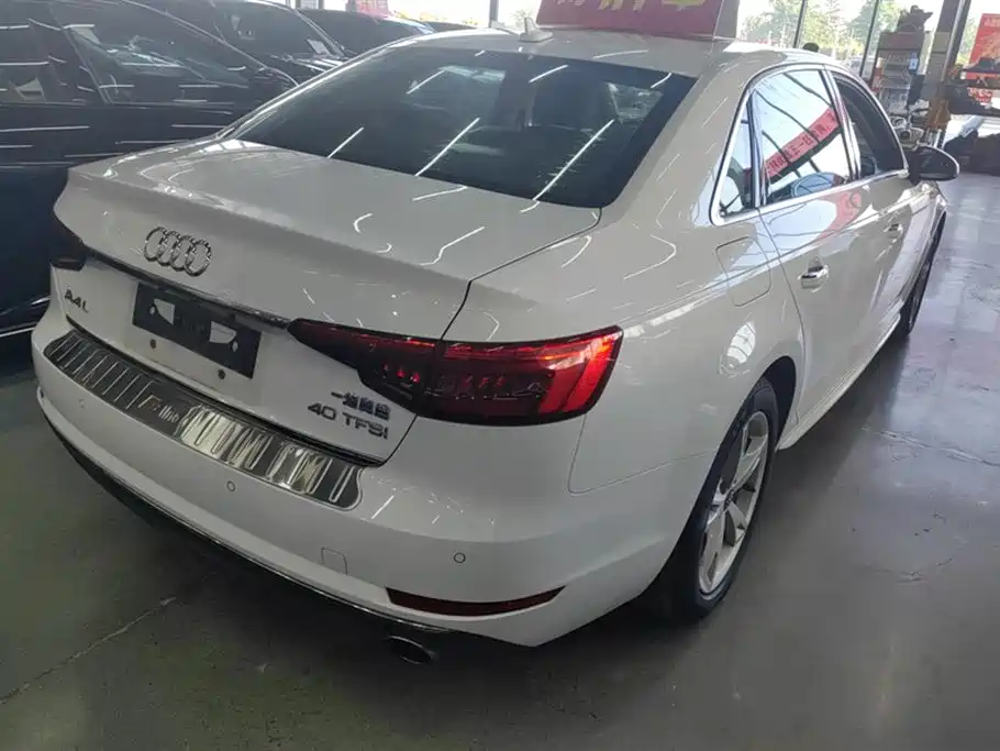 Audi A4L 2017 Plus 40 TFSI Fashion