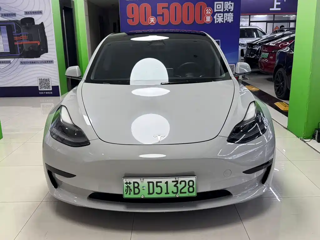 Model 3 2022 Rear-Wheel Drive