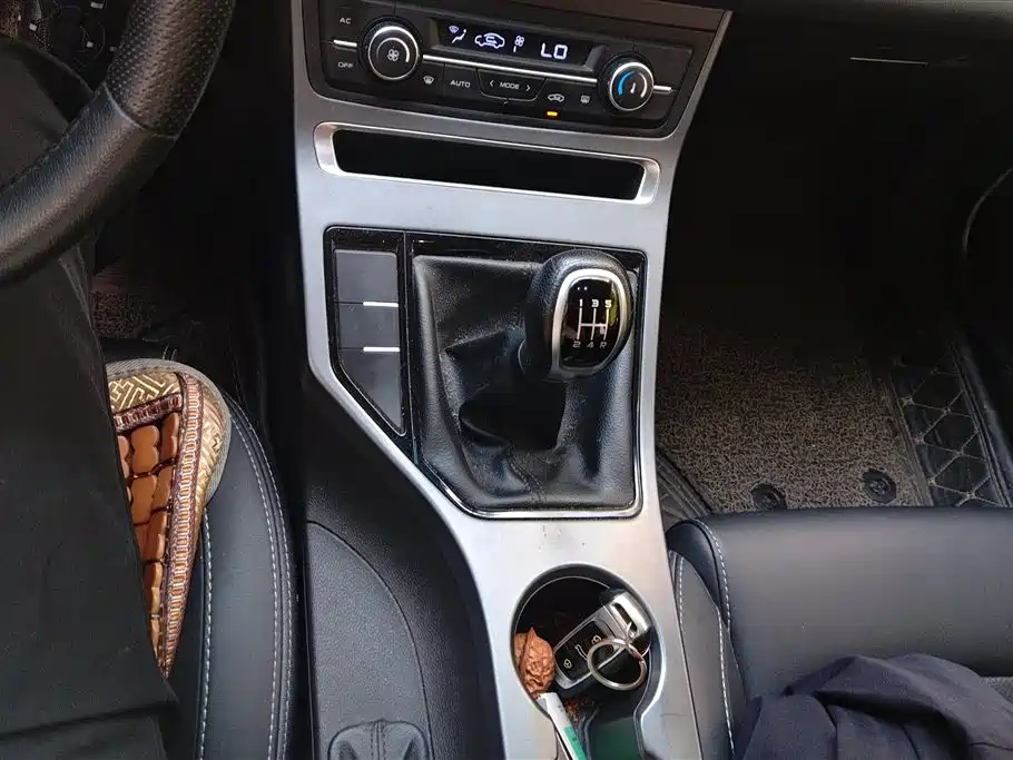 Vision S1 2018 1.5L Manual Fengchi Edition