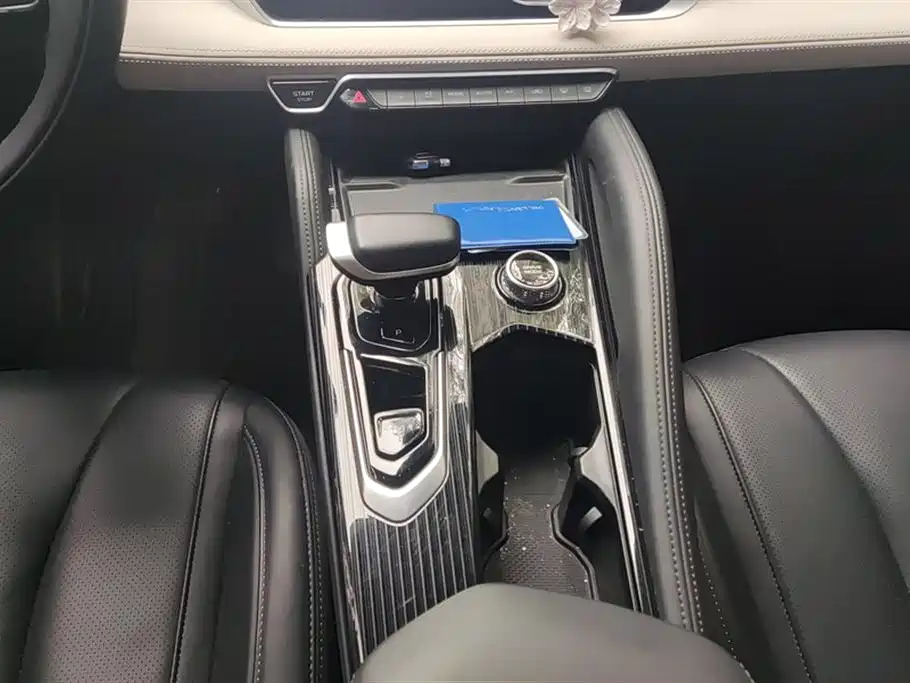 Geely Monjaro 2023 2.0TD High-Power Auto FWD Flagship