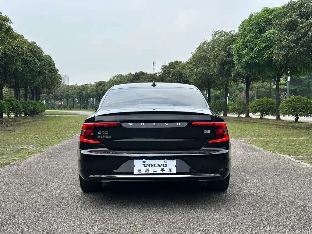 Volvo S90 2021 B5 Inscription
