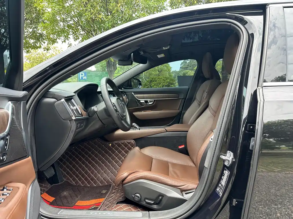 Volvo S90 2021 B5 Inscription