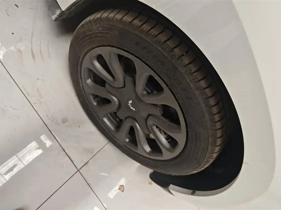 Wuling Starlight 2025 70km Intelligent Standard Edition