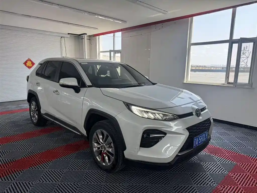 Toyota Wildlander 2022 2.0L CVT 2WD Luxury Edition