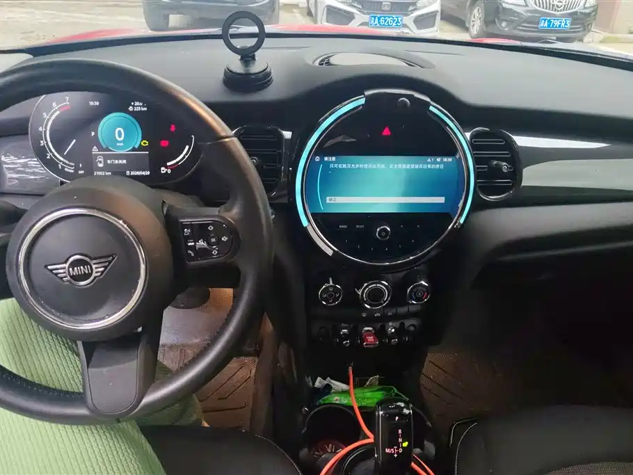 MINI 2023 1.5T ONE