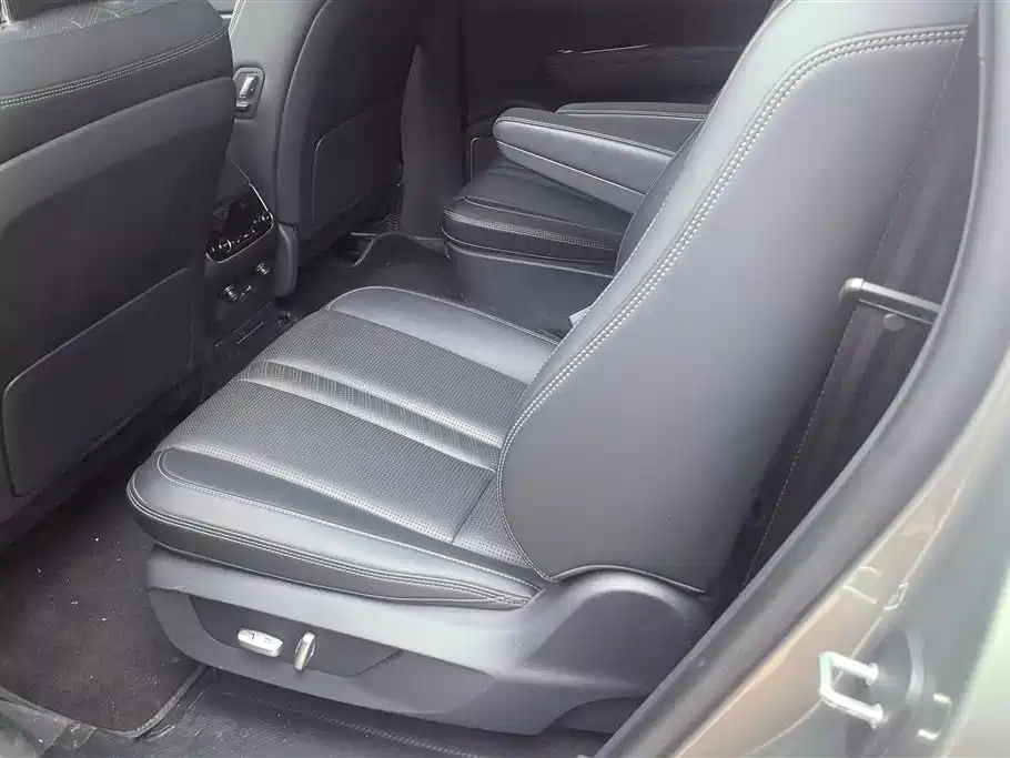 Li Auto ONE 2020 EREV 6-Seater