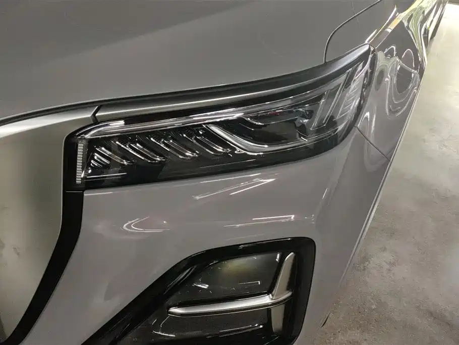 Hongqi HS5 2023 2.0T Qi Xiang Pro Edition