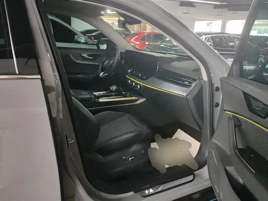 Hongqi HS5 2023 2.0T Qi Xiang Pro Edition
