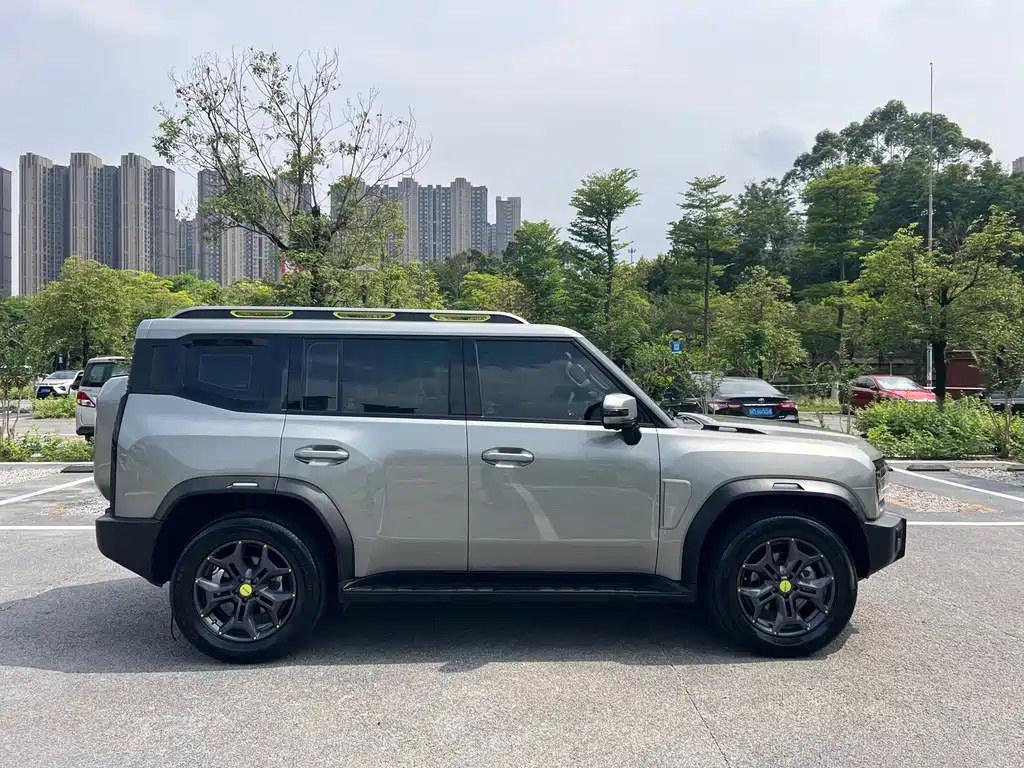 Jetour Traveler 2023 2.0T AWD Cross PRO