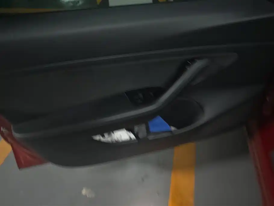 Tesla Model 3 Standard Range Plus RWD 2020