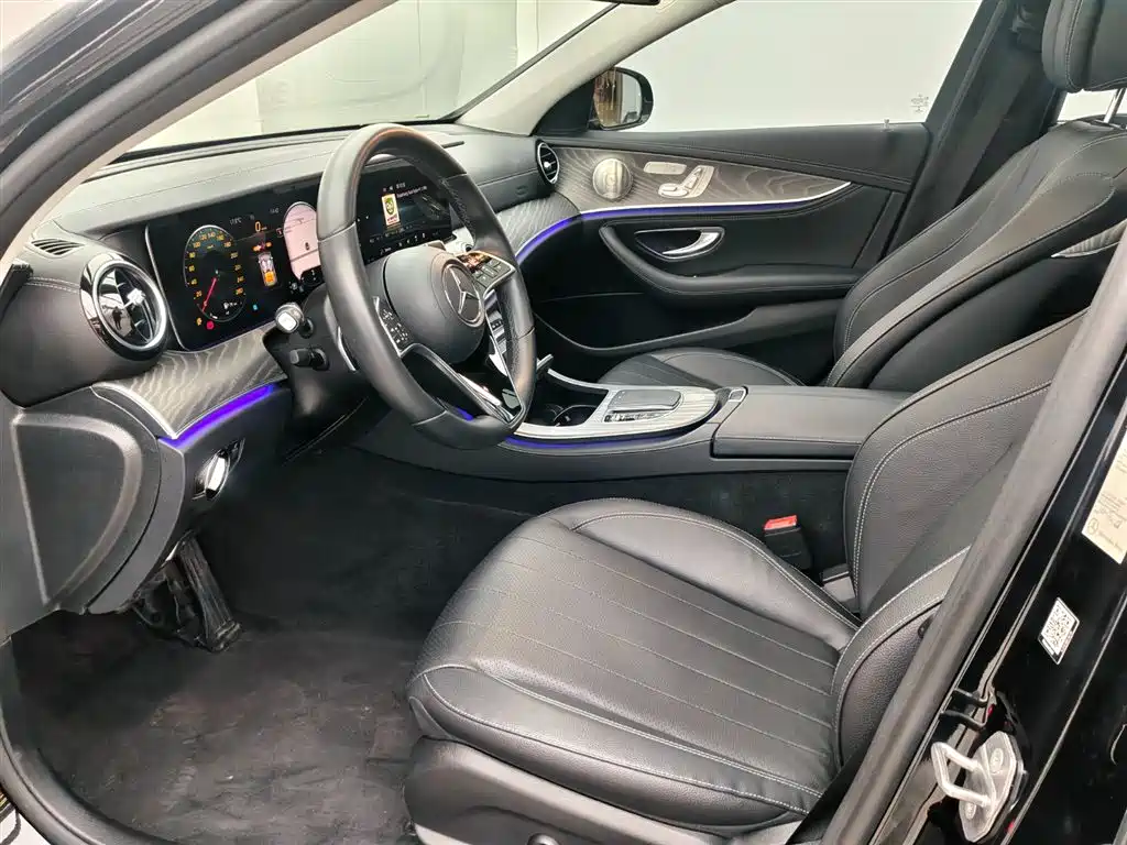 Mercedes-Benz E-Class 2022 E 300 L Luxury Edition