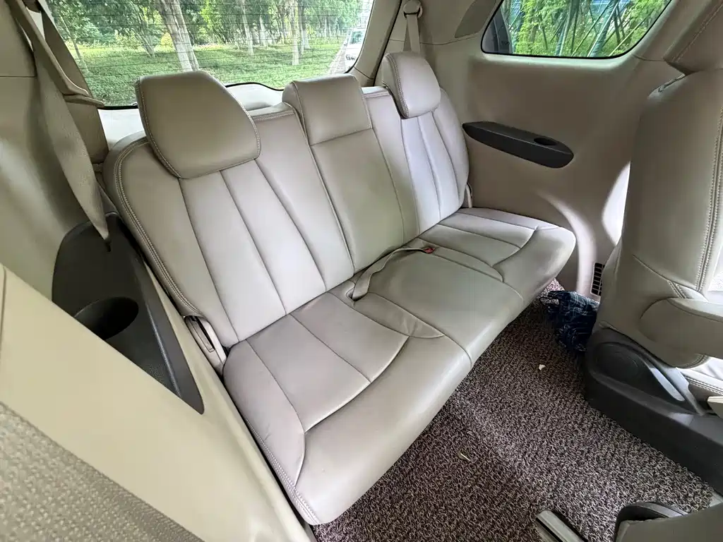 Buick GL8 2013 2.4L CT Luxury Business Comfort Edition