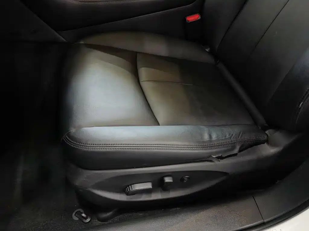 Infiniti Q50L 2015 2.0T Comfort Edition