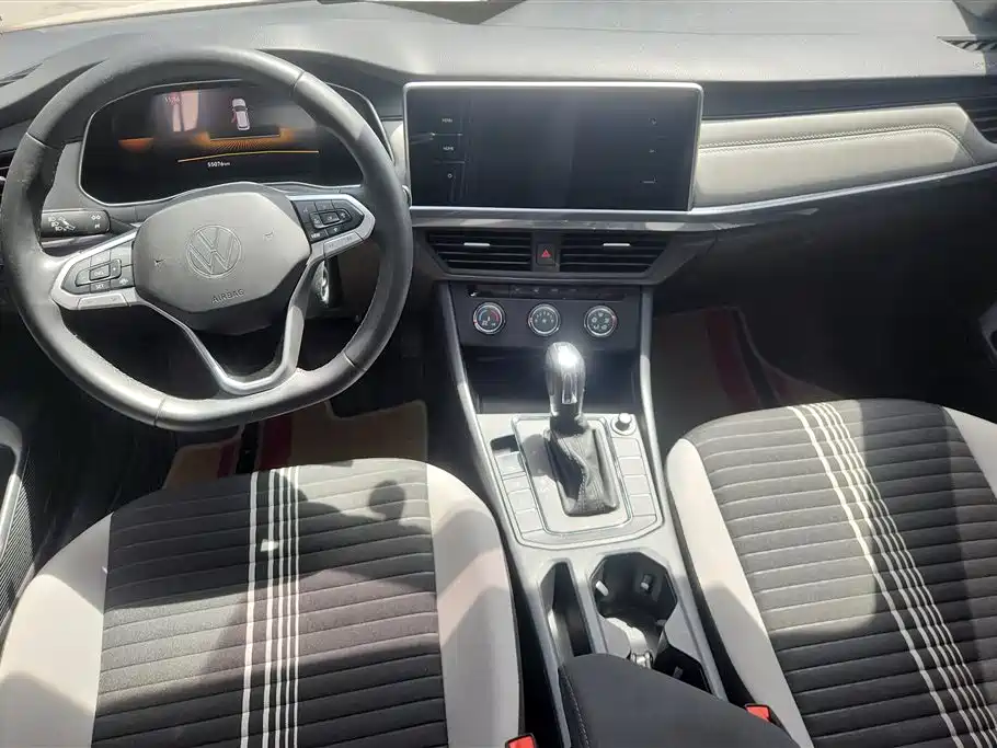 Bora 2023 1.5L Automatic Changxing Limited Edition