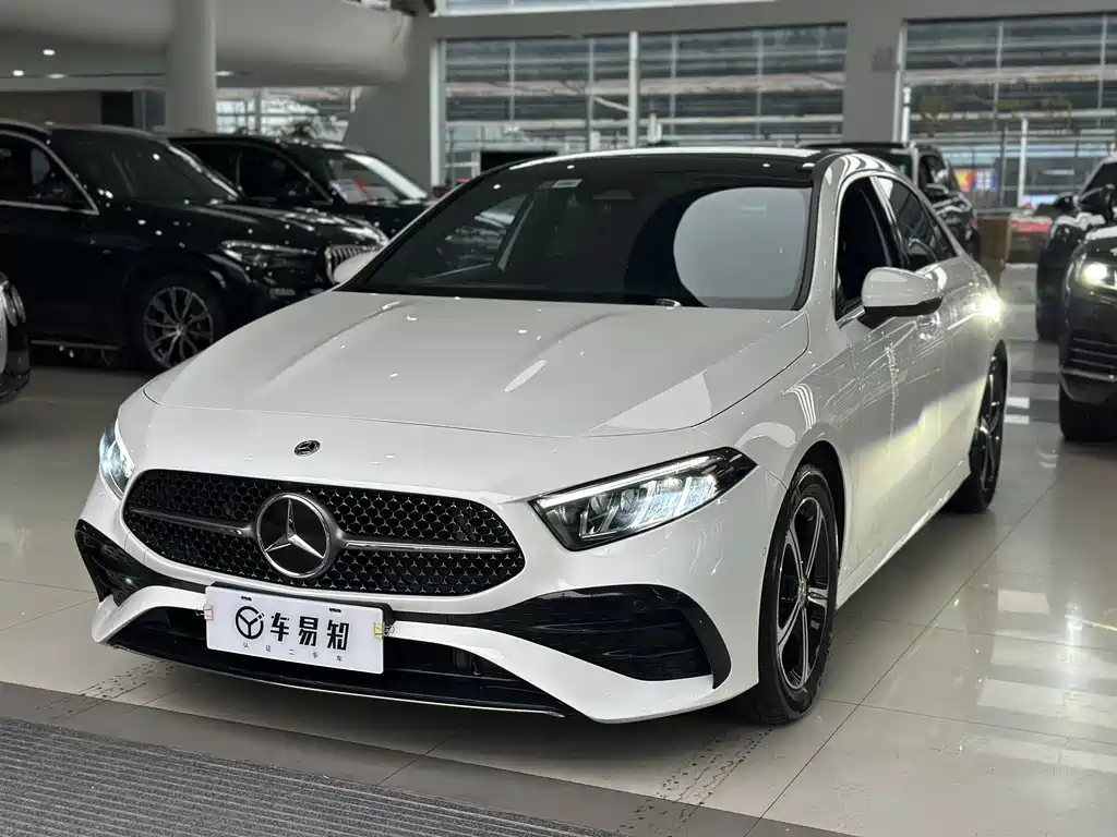 Mercedes-Benz A-Class 2023 A 200 L Fashion Edition