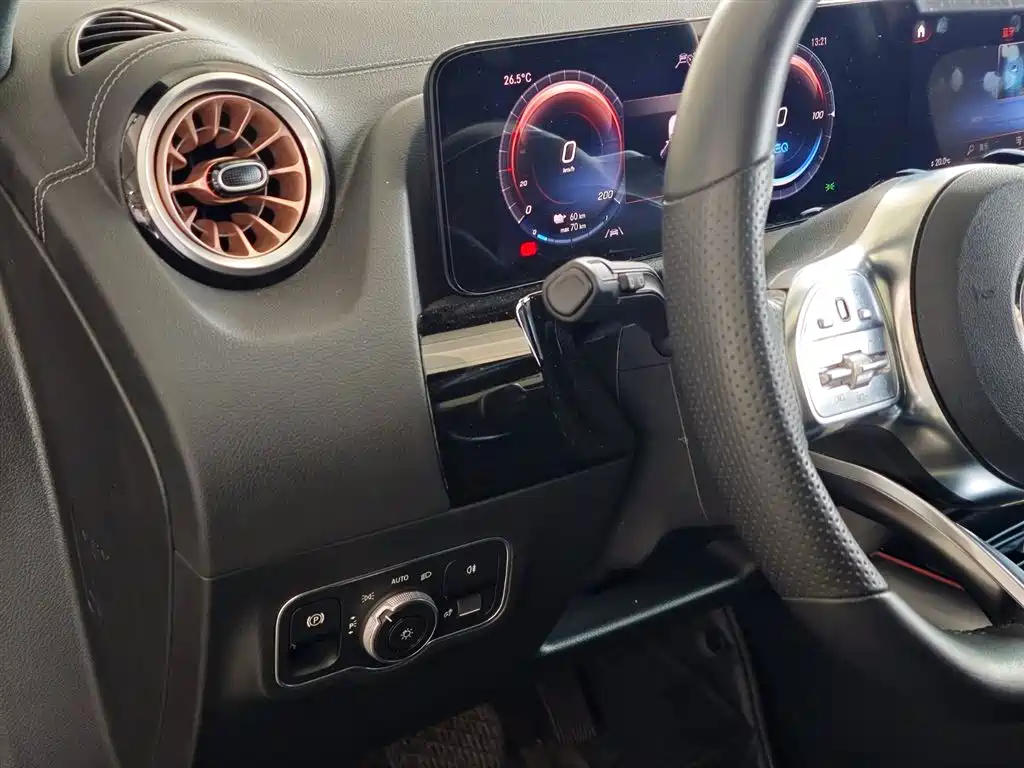Mercedes-Benz EQA 2022 EQA 300 4MATIC Launch Edition