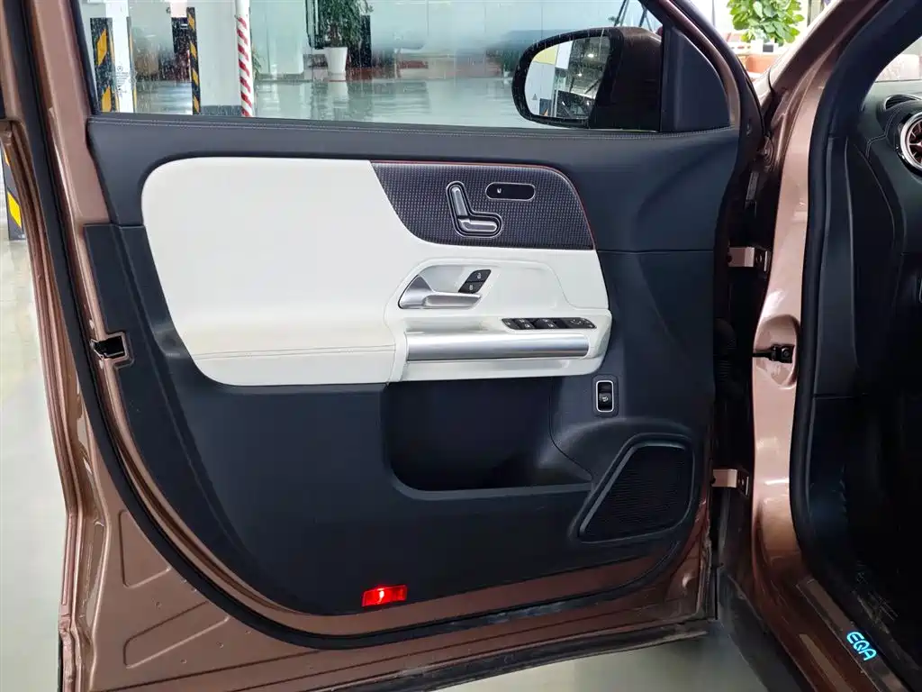 Mercedes-Benz EQA 2022 EQA 300 4MATIC Launch Edition