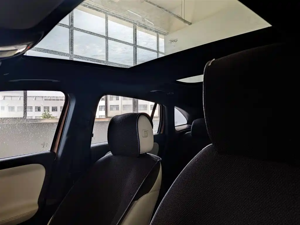 Mercedes-Benz EQA 2022 EQA 300 4MATIC Launch Edition