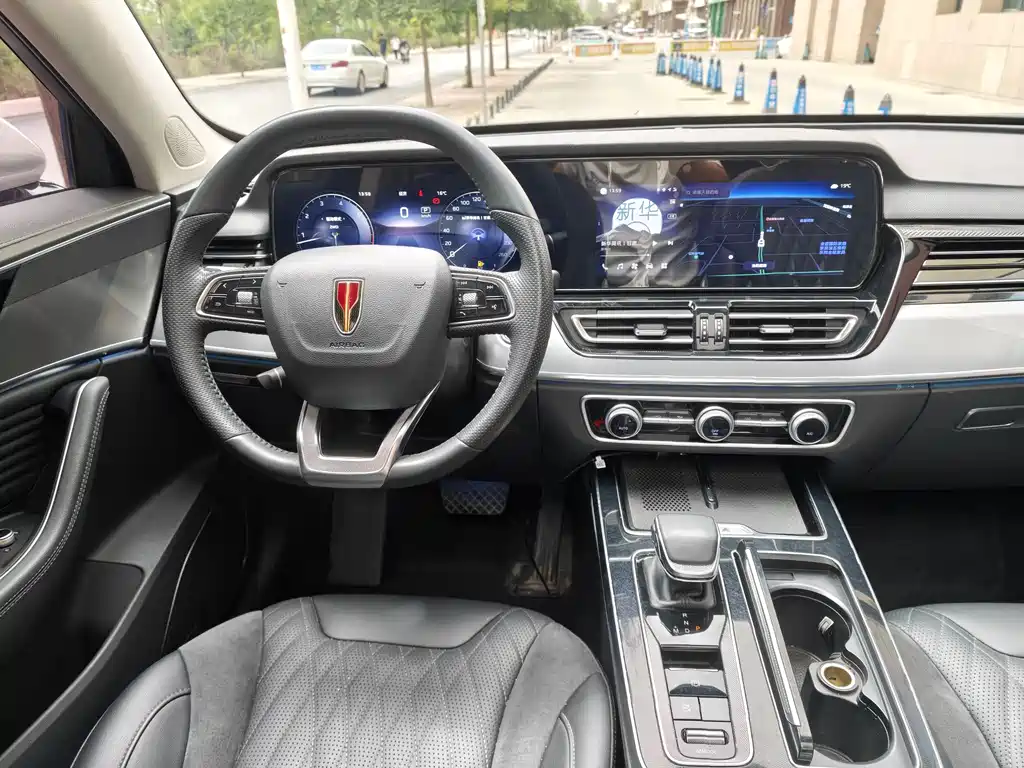 Hongqi HS5 2023 2.0T AWD Qi Xiang Pro