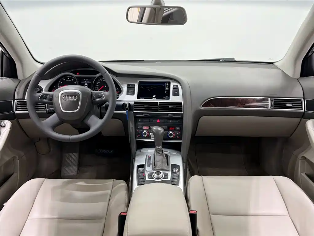 Audi A6L 2011 2.0 TFSI Automatic Comfort Edition