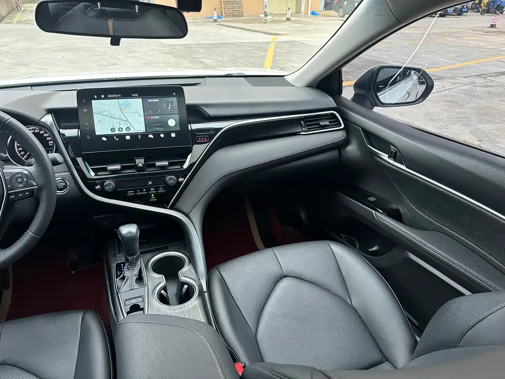 Camry 2021 2.0G Luxury Edition