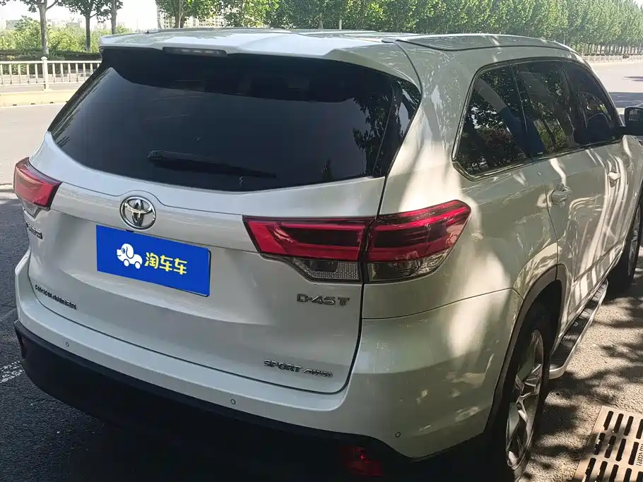 Highlander 2021 2.0T AWD Luxury 7-seater