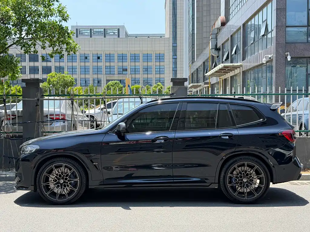 BMW X3 M 2022 X3 M Competition - фото 3
