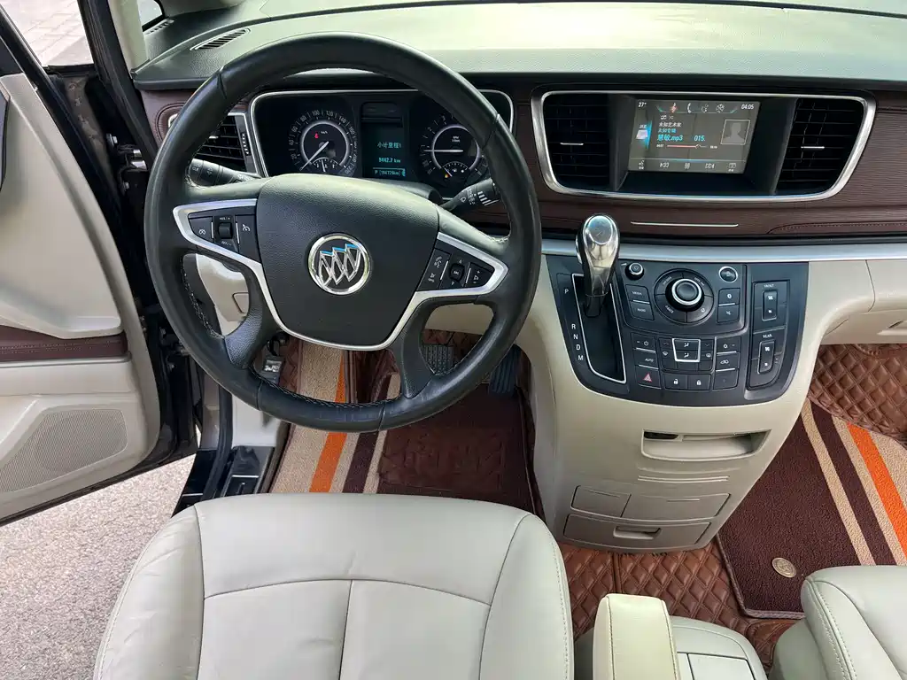 Buick GL8 2017 25S Luxury China V