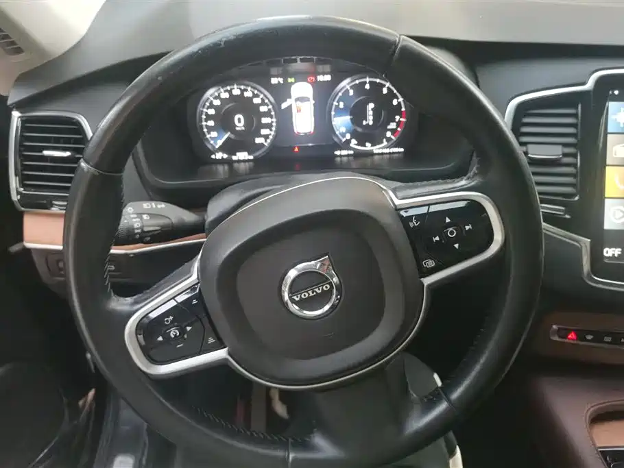 Volvo XC90 2020 T6 Momentum Luxury Edition 7-Seater