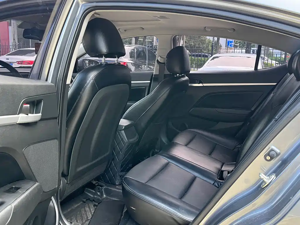 Hyundai Elantra 2016 1.6L Auto Elite