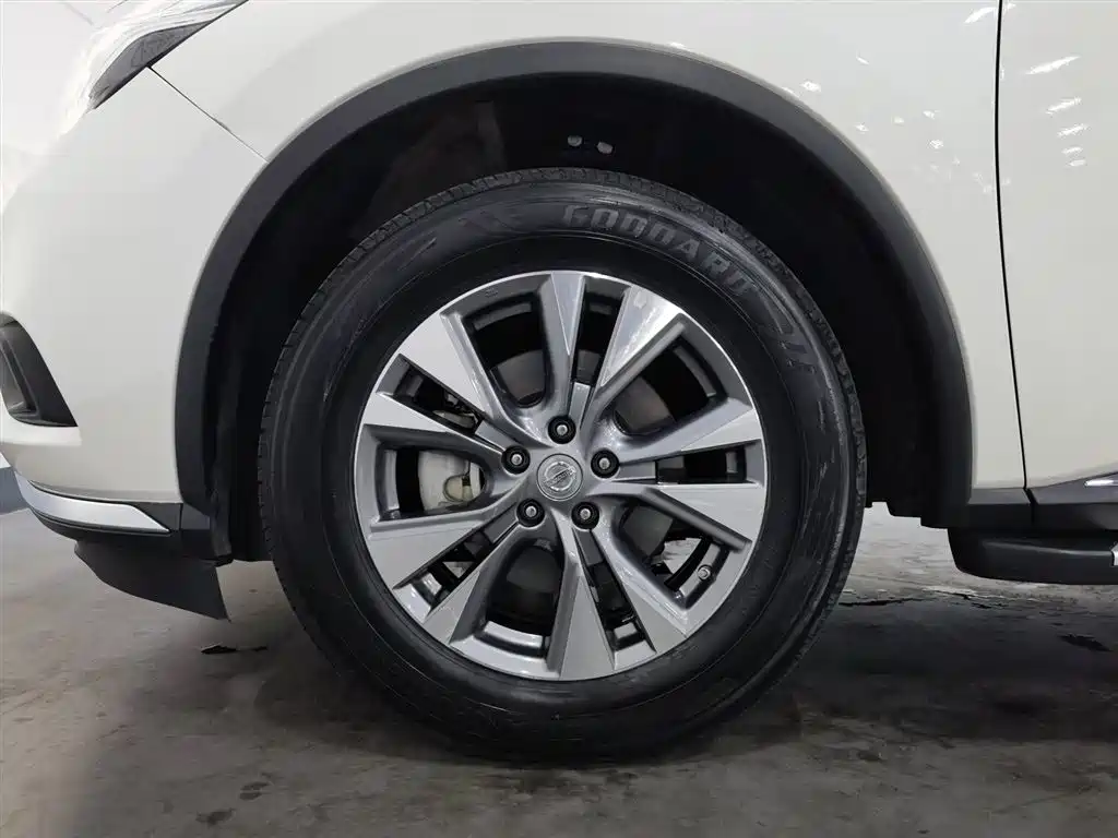 Nissan Murano 2017 2.5L XL FWD Zhi Shang Edition