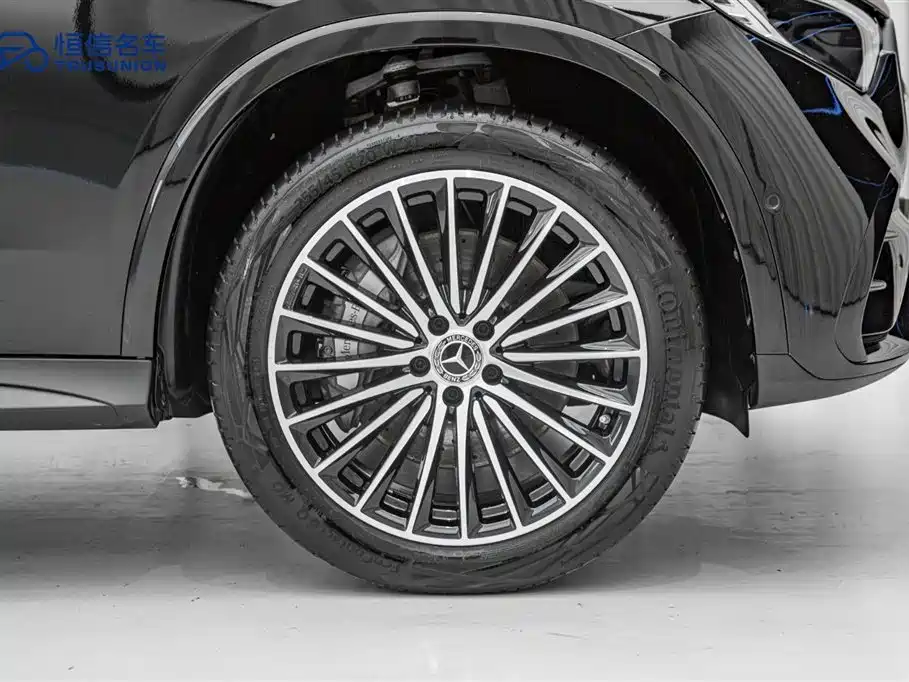 Mercedes-Benz GLC Coupe 2025 GLC 300 4MATIC Coupe SUV