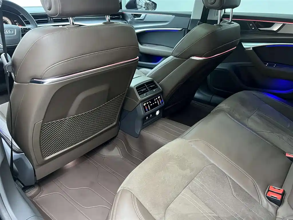 Audi A7L 2024 45 TFSI S-line Zhu Meng Edition with Liujing Package