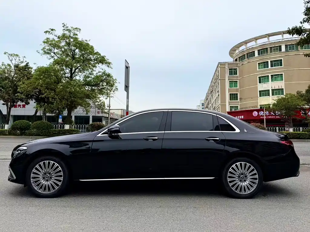 Mercedes-Benz E-Class 2021 E 300 L Luxury