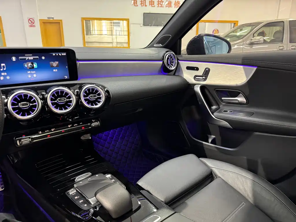Mercedes-Benz A-Class AMG 2024 Facelift AMG A 35 L 4MATIC